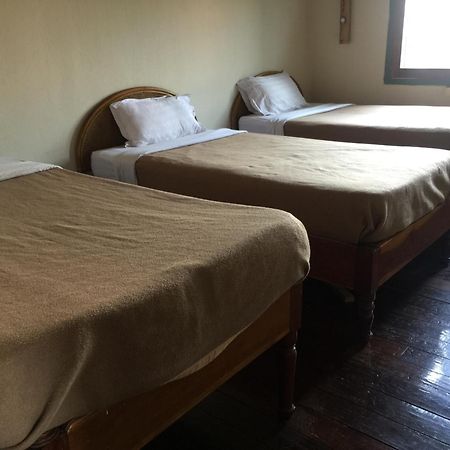 Vanvisa Guesthouse Luang Prabang Bagian luar foto