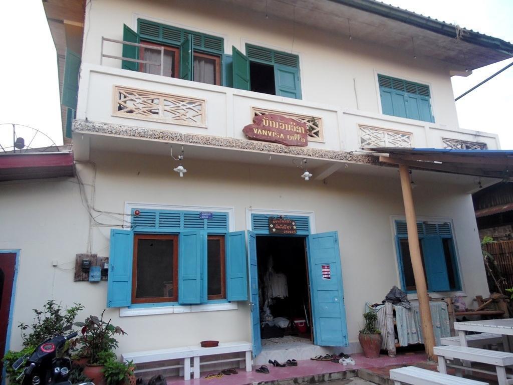 Vanvisa Guesthouse Luang Prabang Bagian luar foto