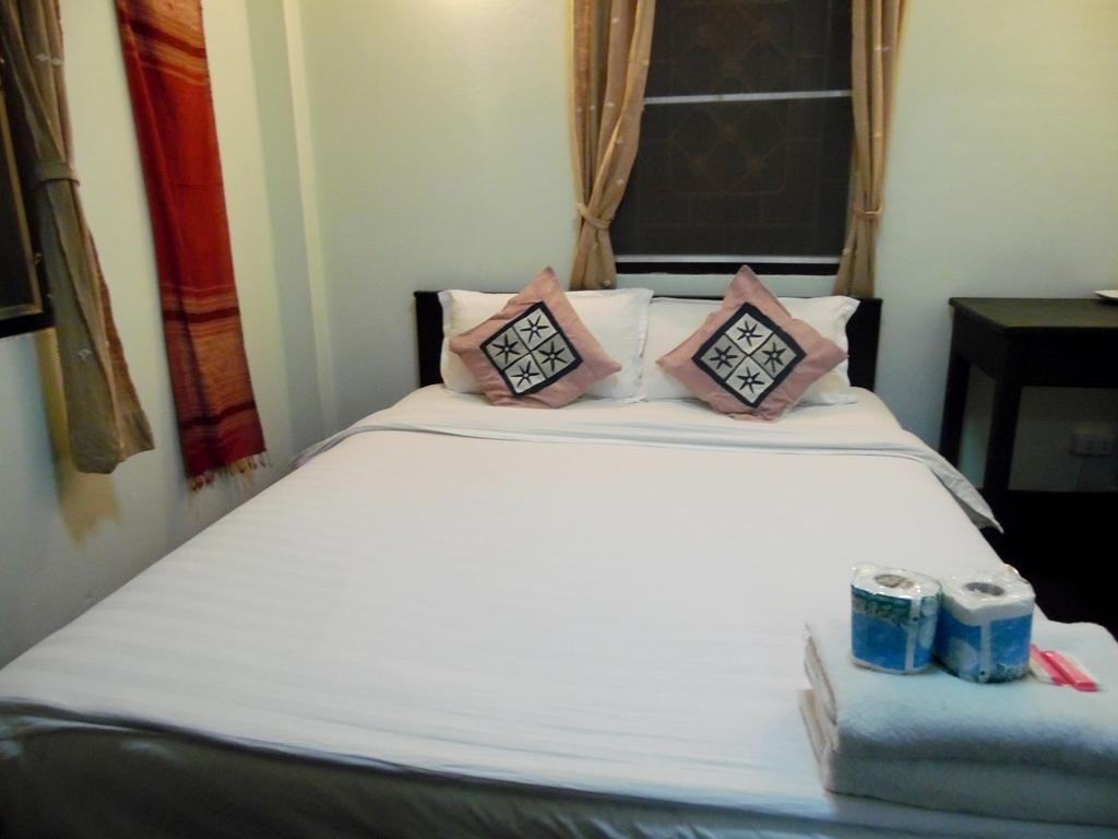 Vanvisa Guesthouse Luang Prabang Bagian luar foto