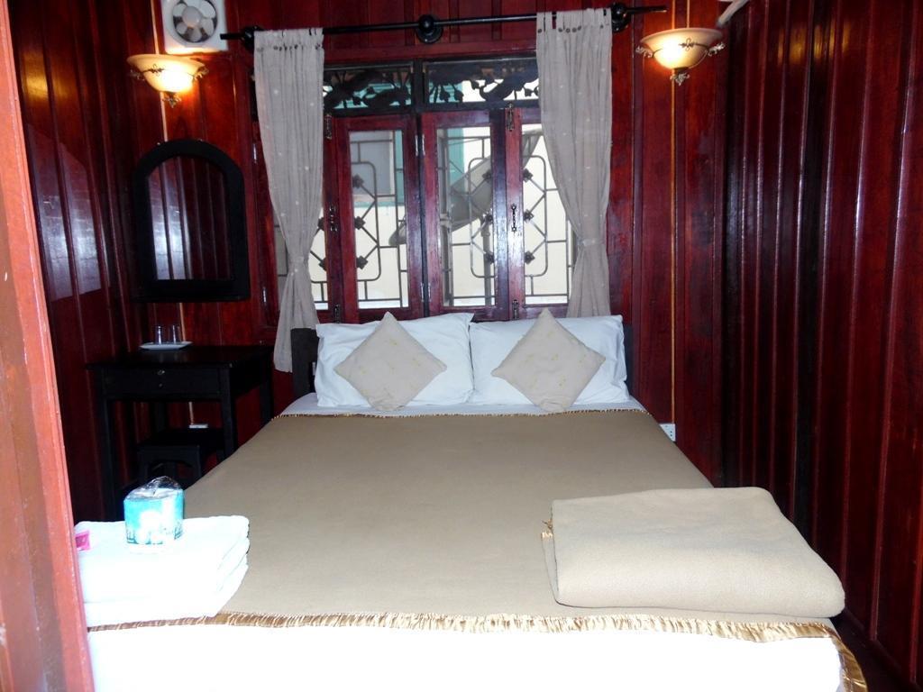 Vanvisa Guesthouse Luang Prabang Bagian luar foto