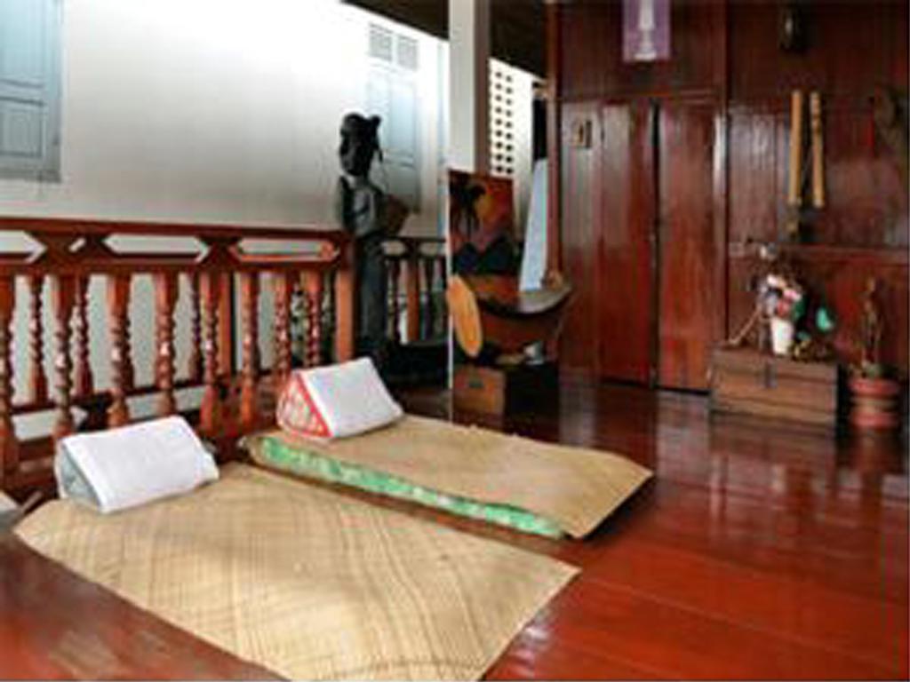 Vanvisa Guesthouse Luang Prabang Bagian luar foto