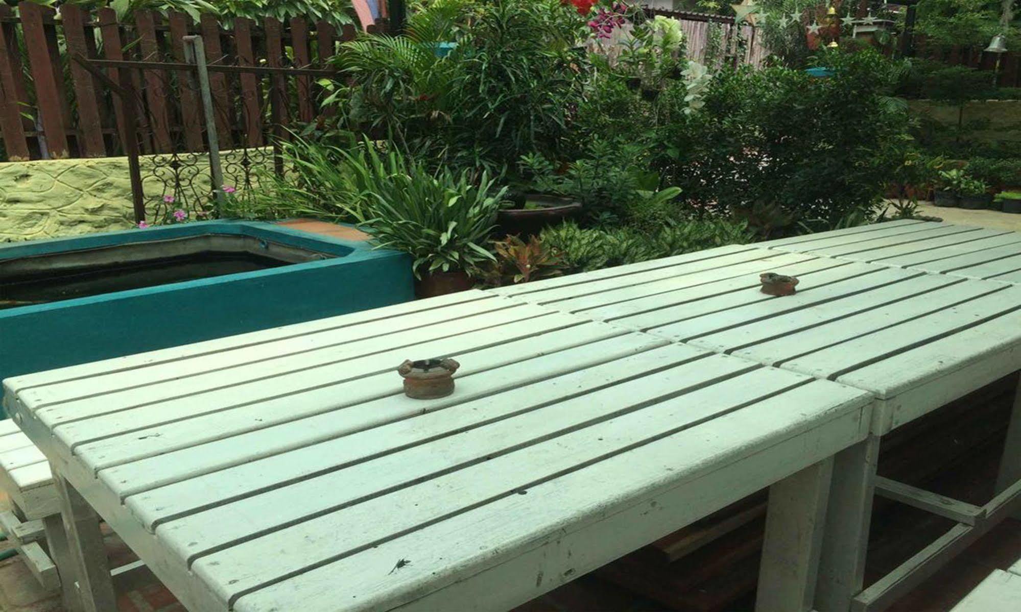Vanvisa Guesthouse Luang Prabang Bagian luar foto
